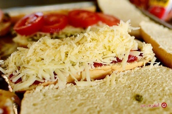 طرز تهیه پیتزا با پنیر
