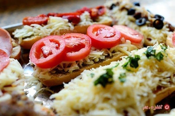 طرز تهیه پیتزا با گوجه فرنگی