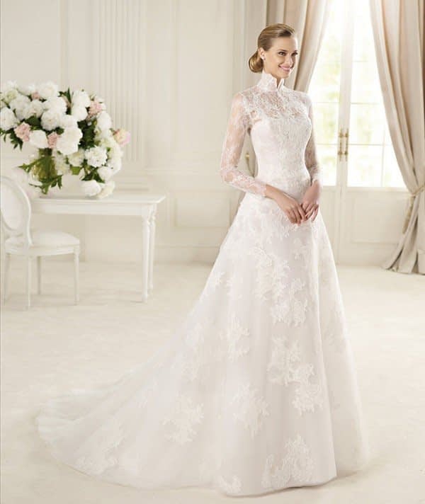 لباس عروس زیبای آستین بلند با تور دانتل