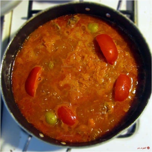 خورشت-هویج---اضافه-کردن-گوجه