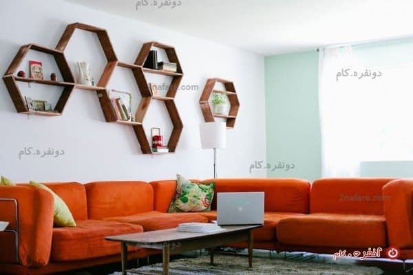 قفسه های لانه زنبوری با حسی نوستالوژیک برای سالن خانه بسیار زیبا و دوست داشتنی هستند