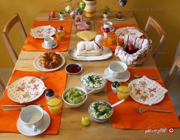 میز صبحنه خودمانی