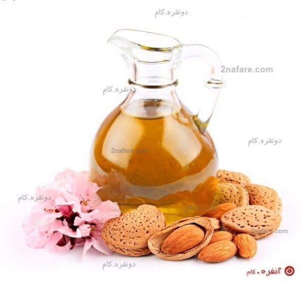 روغن بادام برای تیرگی های دور چشم