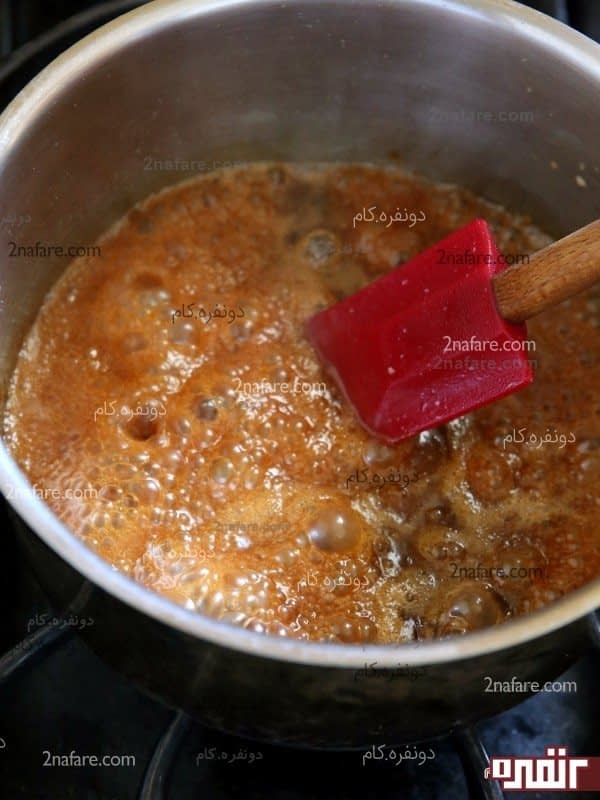 هم زدن خامه و شکر