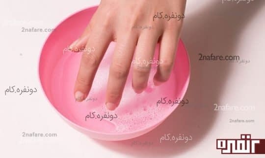 ماسک تقویت ناخن میتواند آب ، شیر ، روغن زیتون و یا ترکیبی از آب و آبلیمو باشد