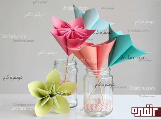 گل های کاغذی رنگارنگ به روش اوریگامی