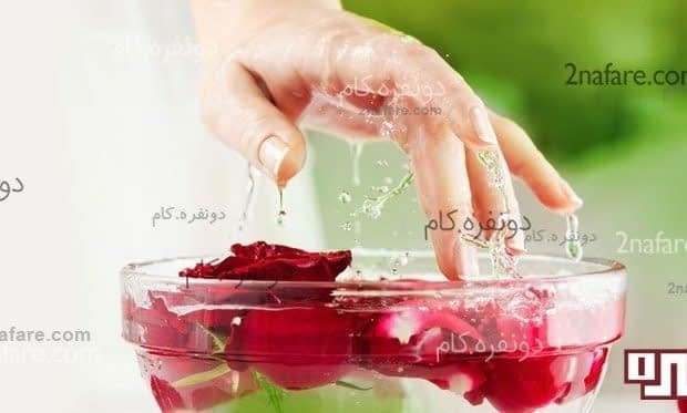 پوست سالم با استفاده از گلاب و گلیسیرین پوستی سالم با استفاده از گلاب و گلیسیرین