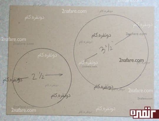 کشیدن الگوی گلبرگ ها روی مقوا