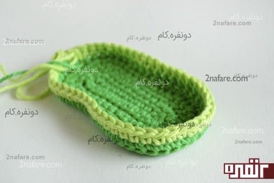 رج دوم دور کفش بافتنی