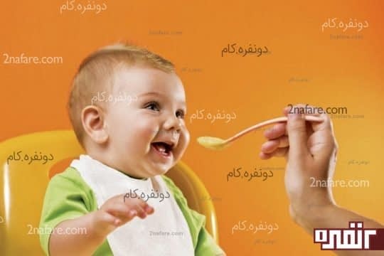 از کامل بودن وعده ی غذایی روزانه ی نوزاد مطمئن شوید