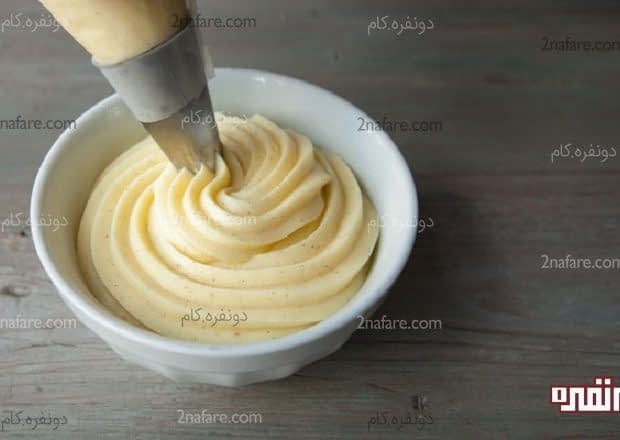 طرز تهیه کرم پاتیسیِر (کرم پیراشکی و تارت) کرم پاتیسیر