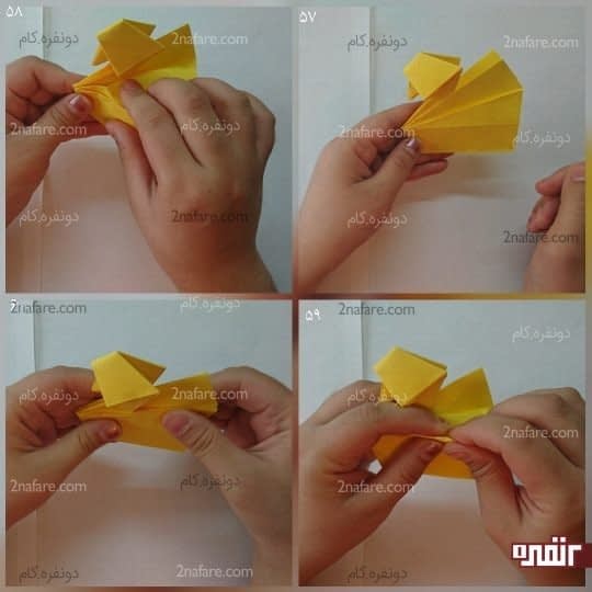 پرهای اردک از دو قسمت تشکیل شده را از روی خط تا به سمت پایین تا کنید
