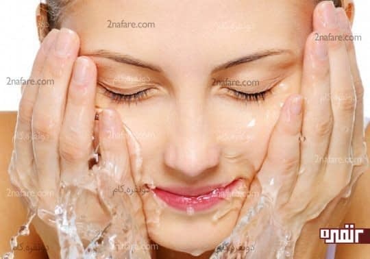با نوشیدن آب کافی پوستی شاداب داشته باشید