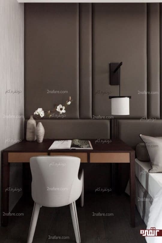 میزکار کنار تخت خواب
