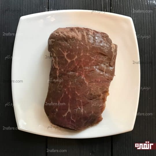 گوشت استیکی