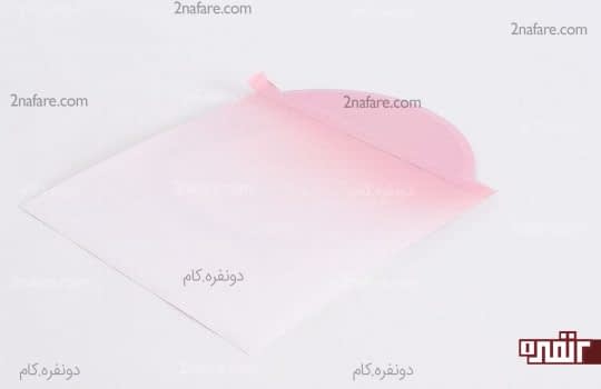 حالا رنگ صورتی رو اسپری کنید