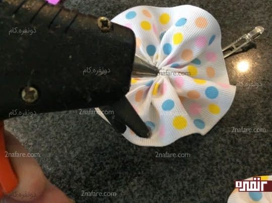 چسباندن دو قسمت روی هم