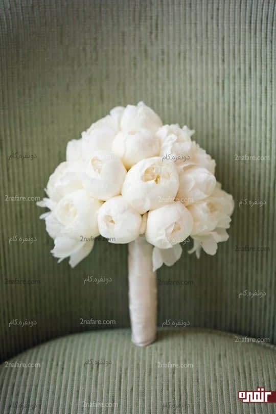 گل صدتومنی سفید و شیک برای دسته گل عروس