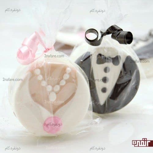 گیفت خوراکی عروسی با طرح عروسکی