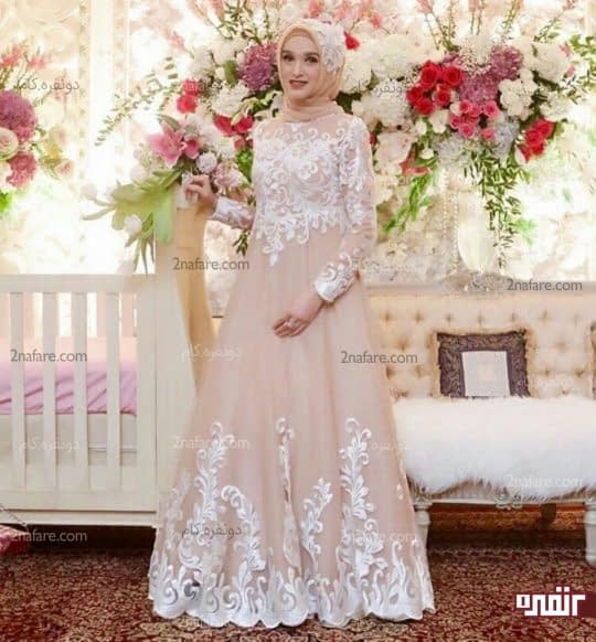تزیین حاشیه دامن و بالاتنه