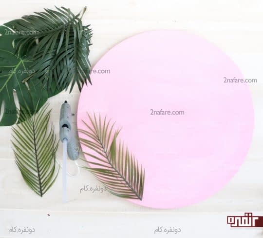 رنگ آمیزی ساعت و چسباندن برگ به صفحه ساعت چوبی