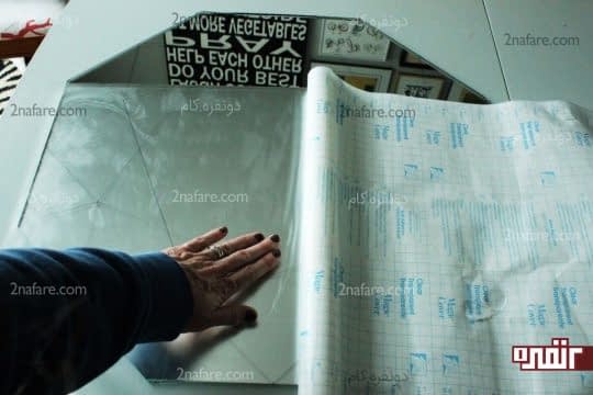 پوشاندن سطح آینه با چسب