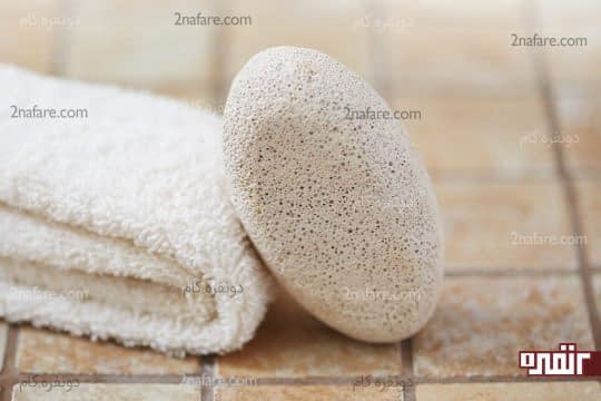 سنگ پا برای رفع تیرگی زانو و آرنج