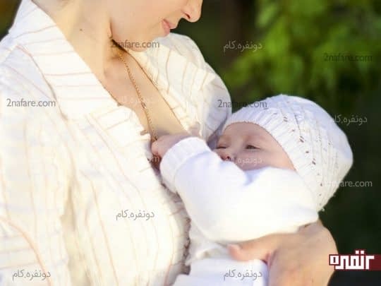 به او شیر بدهید