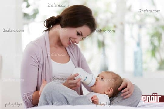 بین شیر خوردن کودک وقفه بیندازید