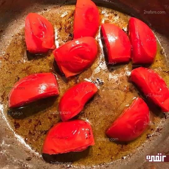 سرخ کردن گوجه فرنگی