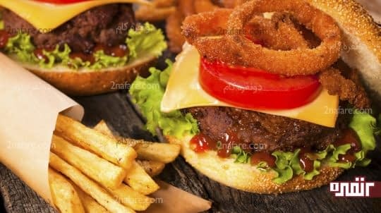 شب زمان مناسبی برای خوردن غذاهای چرب نیست