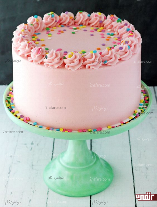 کیک تولد دخترونه با طرح شکوفه های ریز