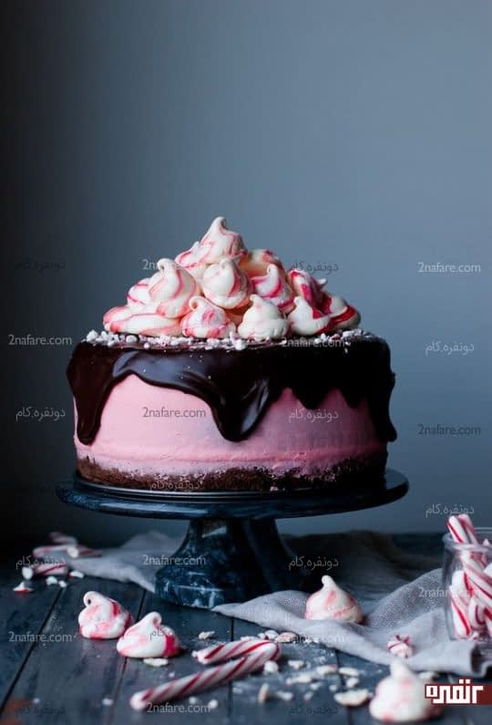 کیک تولد دخترونه شکلاتی جذاب و زیبا