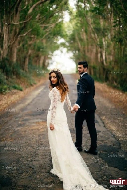 استفاده از فضای با ژست جذاب عروس و داماد