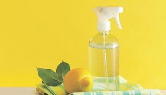 اسپری لیمو برای معطر کردن فضای خانه