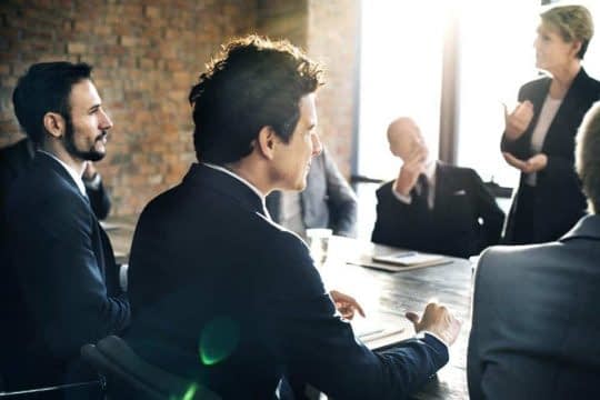 اون ها به دنبال توجیح اشتباهاتشون نیستند