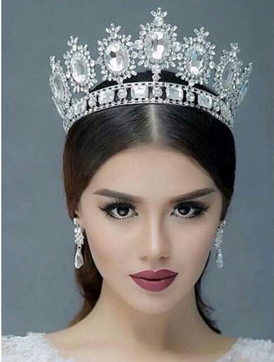 تاج گرد عروس