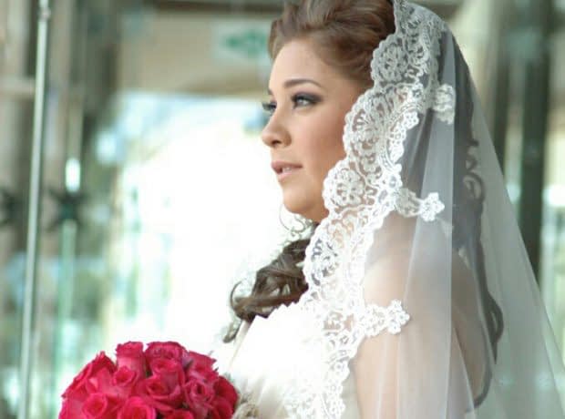 مدل های تور سر عروس حاشیه دار تور حاشیه دار بلند