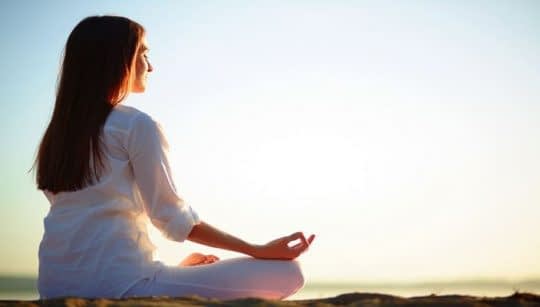درمان افسردگی با تمرینات یوگا
