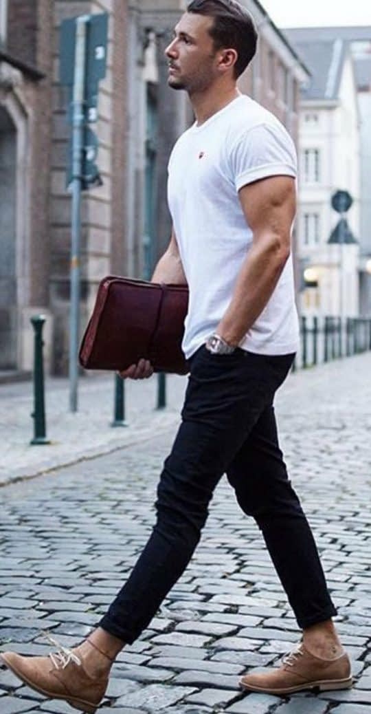 شلوار تا خورده برای ژست مردانه