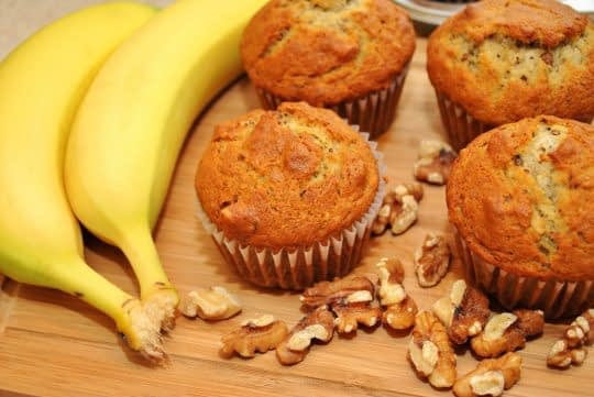 مافین موز خانگی میان وعده لذیذ برای زنان باردار