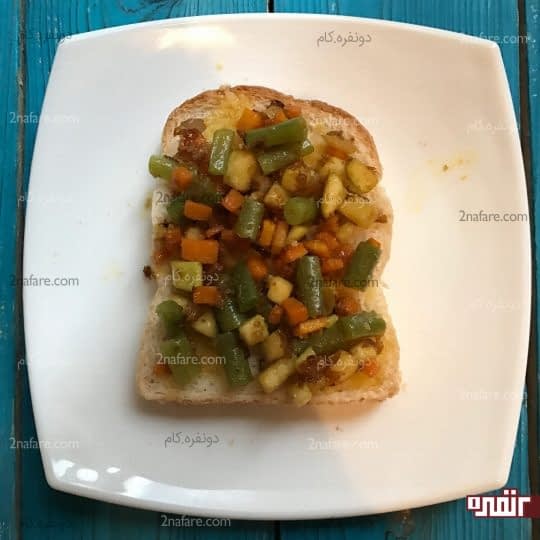 اضافه کردن سبزیجات