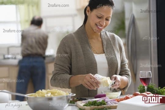 غذای مورد علاقه همسرتون را تهیه کنید