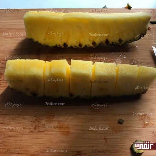 خورد کردن آناناس