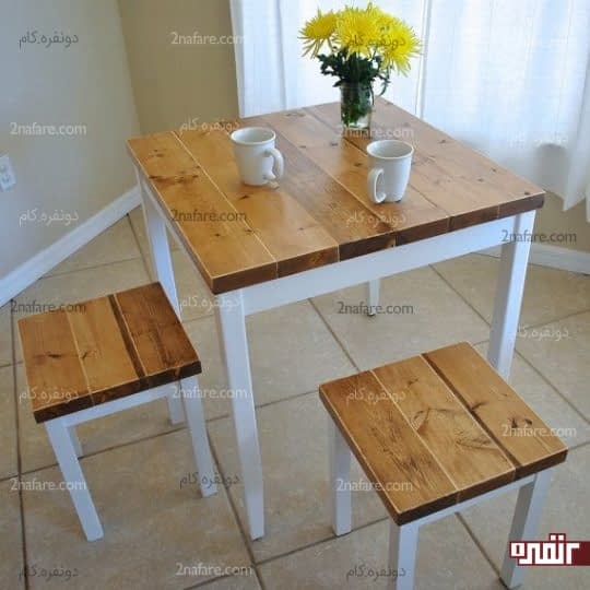 میز صبحانه خوری و چهارپایه های زیبا با چوب و فلز