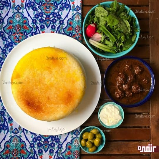 خورشت فسنجان با گوشت قلقلی