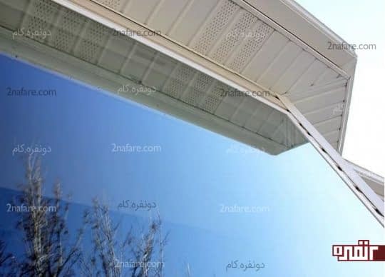 پنجره خشک و درخشان