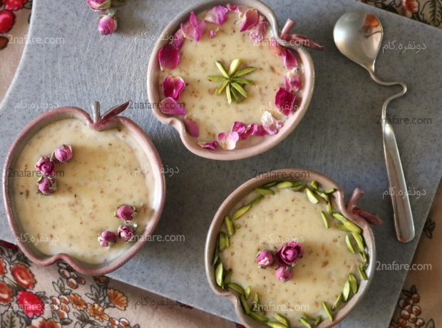 طرز تهیه فرنی گل محمدی برای افطار گل پالدو
