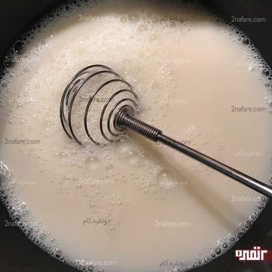 حل شدن شکر در شیر