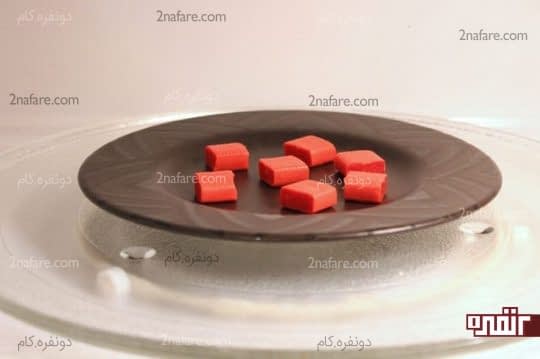 قرار دادن تافی ها در ماکروویو